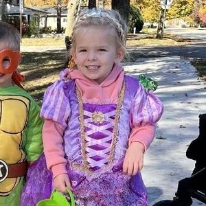 Meet your Posher, Donna